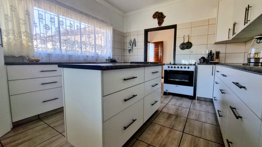 3 Bedroom Property for Sale in Oranjeville Free State